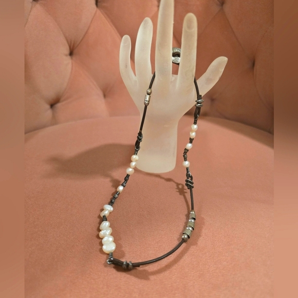 Silpada 925 Sterling Silver Brown Leather Pearl Bead Necklace - Picture 1 of 6